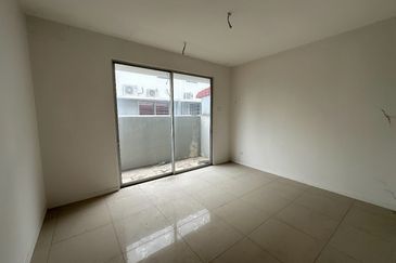 Fairfield Residences, Tropicana Heights