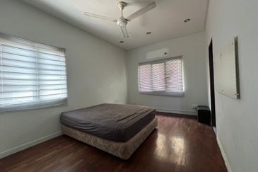 Bandar Sungai Long 2.5 Storey Semi-D