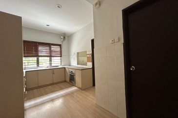 Bandar Sungai Long 2.5 Storey Semi-D