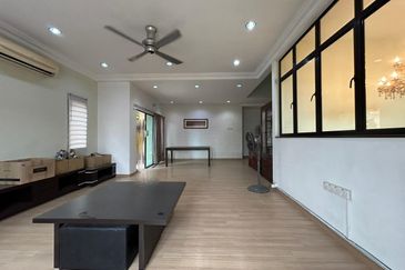 Bandar Sungai Long 2.5 Storey Semi-D