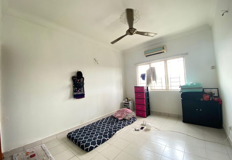 Pangsapuri Bayu Suria (Summerfields Apartments)