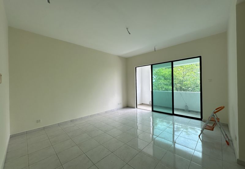 Avenue 2, Lake Valley