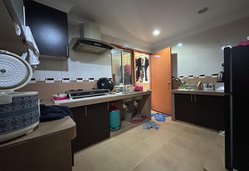 Pangsapuri Bayu Suria (Summerfields Apartments)