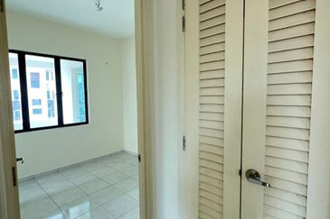 Avenue 2, Lake Valley