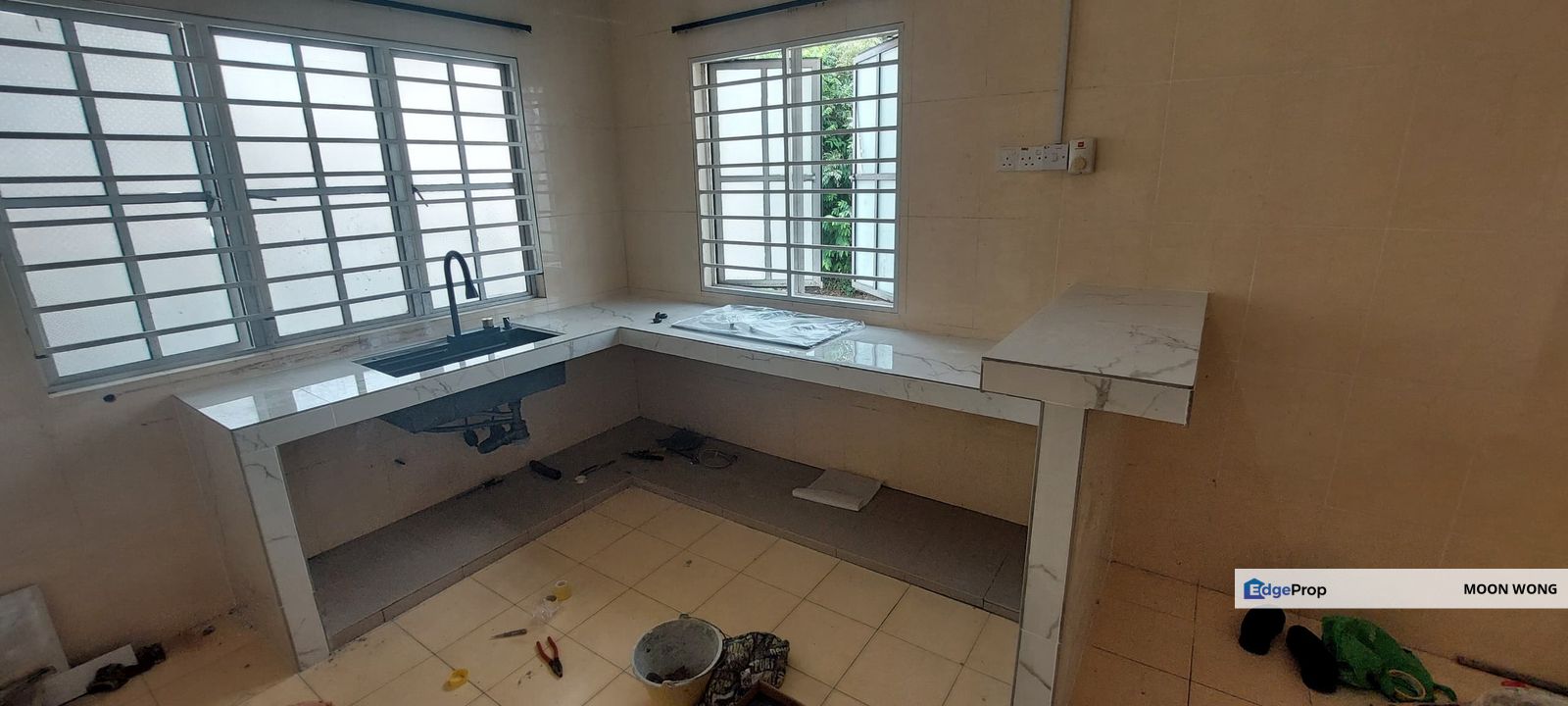 Taman Minang Ria , Cheras 3 Sty Terrace House Endlot, Selangor, Batu 9th Cheras