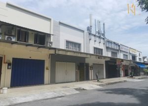 Bandar Bukit Raja Shop for Sale @RM880,000 By GWEN CHIA | EdgeProp.my
