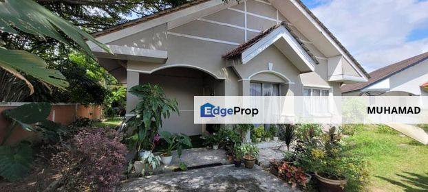 Untuk Dijual.1 Storey Bungalow Nilai Impian (Tanah Luas, View Tasik), Negeri Sembilan, Nilai