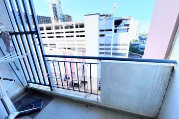 Jentayu Residency (Jentayu Residensi)