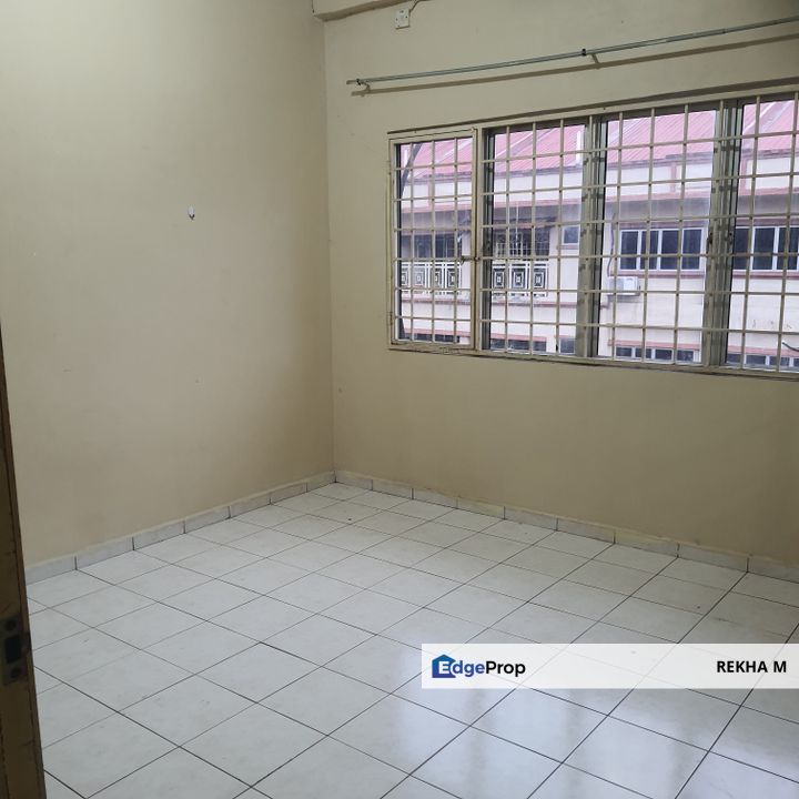 Sri manja  square  one , Selangor, Petaling Jaya