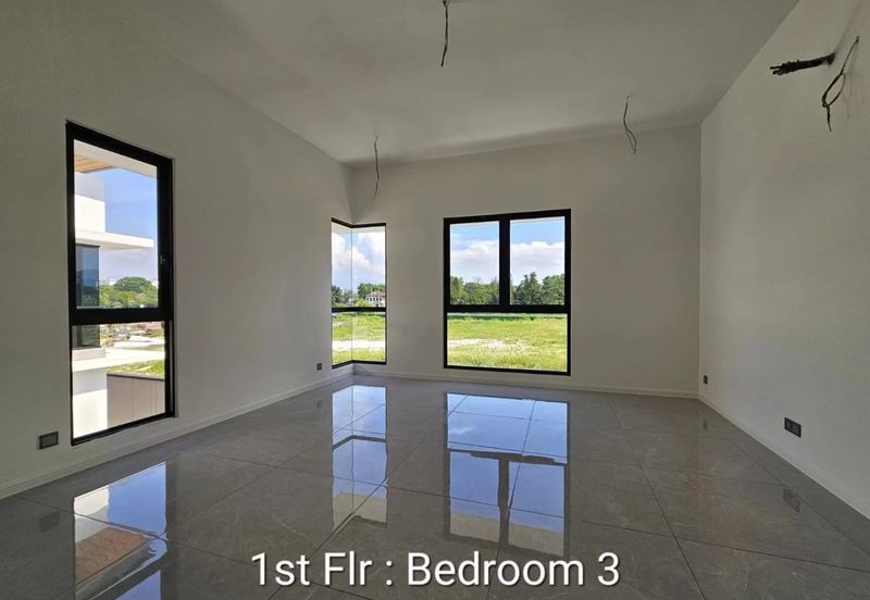 The Grand Thompson Residence