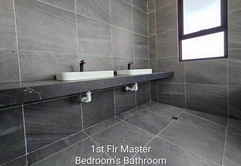 The Grand Thompson Residence