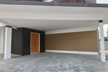 The Grand Thompson Residence