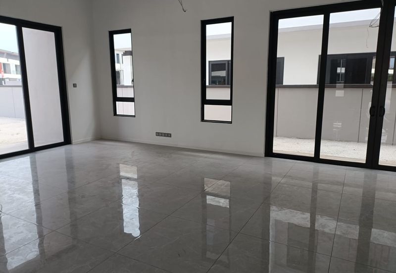 The Grand Thompson Residence