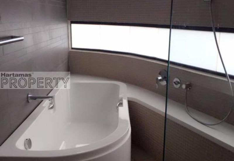 AraGreens Residences