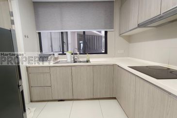 AraGreens Residences