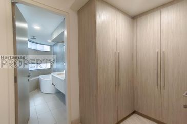 AraGreens Residences