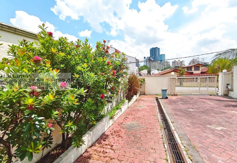 Overseas Union Garden