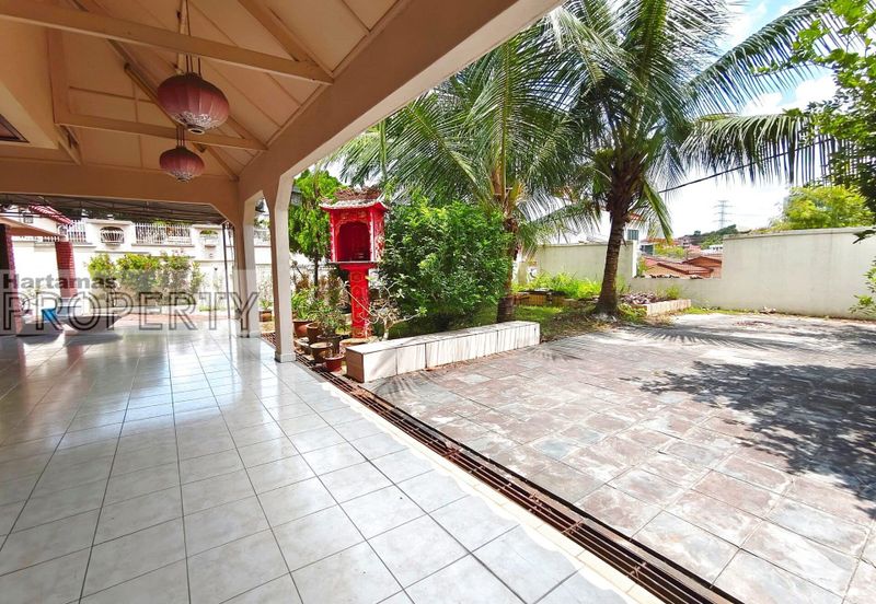 Overseas Union Garden