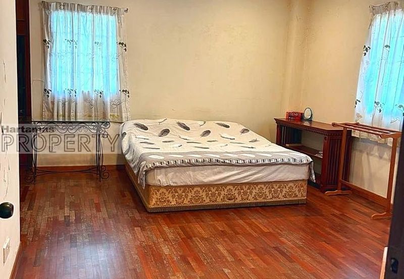 Overseas Union Garden