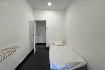 Royal Domain Sri Putramas II