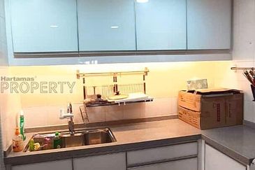 Spring & Summer Villa