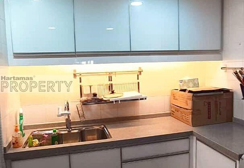 Spring & Summer Villa