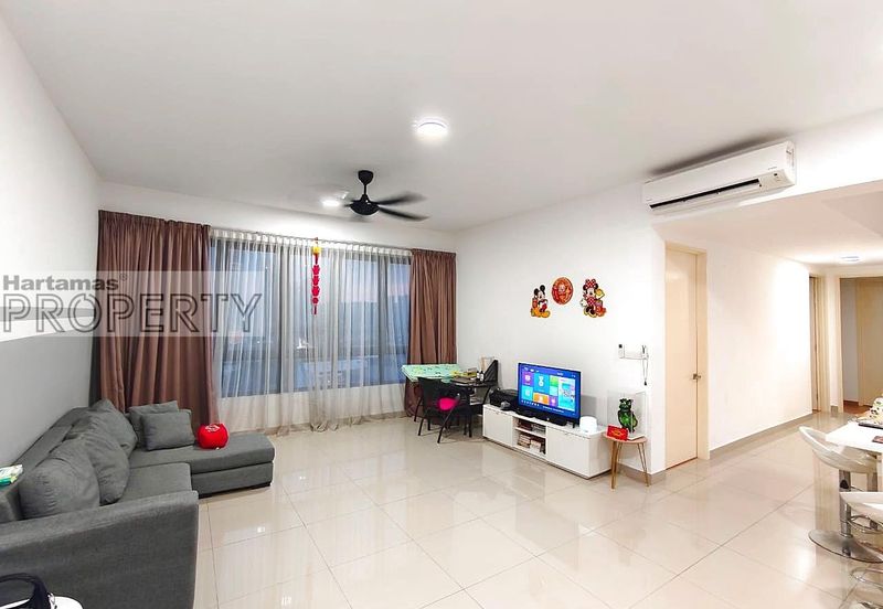 East Parc @ Menjalara