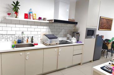 East Parc @ Menjalara