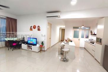 East Parc @ Menjalara