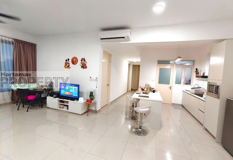 East Parc @ Menjalara