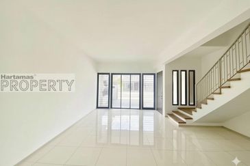 Elmina Green Three @ City of Elmina