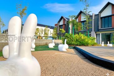 Elmina Green Three @ City of Elmina