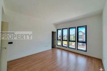 Elmina Green Three @ City of Elmina