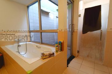 Seri Maya Condominium