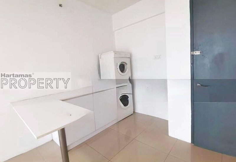 V12 Sovo (Menara Suria)