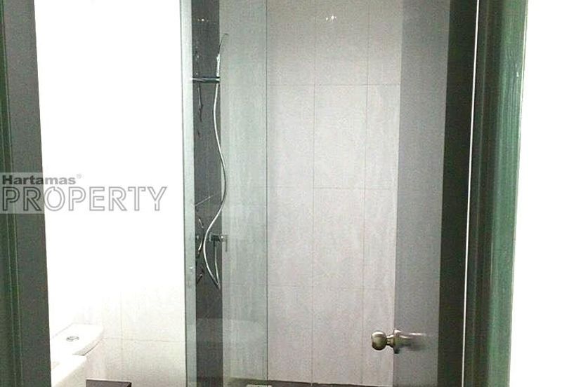 V12 Sovo (Menara Suria)