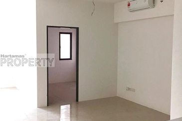 V12 Sovo (Menara Suria)