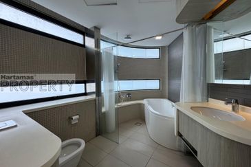 AraGreens Residences