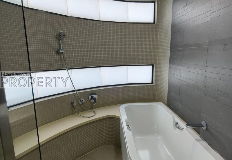 AraGreens Residences