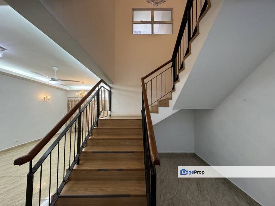 For Sale: Seri Maya | Duplex 3+2R 2B | 2320 sqft | Top Floor | Renovat, Selangor, Ulu Kelang
