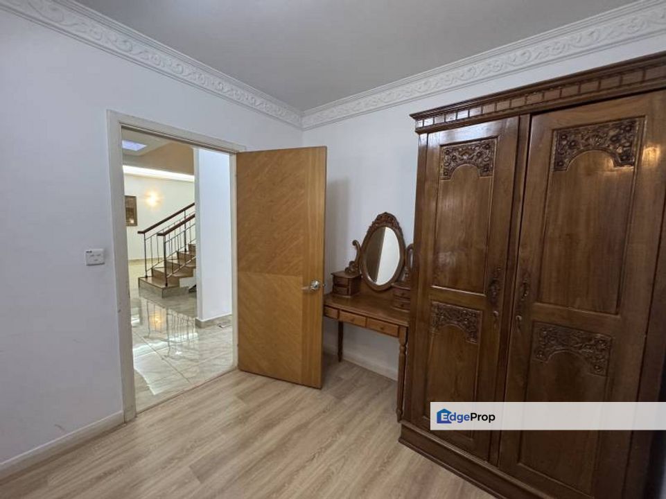 For Sale: Seri Maya | Duplex 3+2R 2B | 2320 sqft | Top Floor | Renovat, Selangor, Ulu Kelang