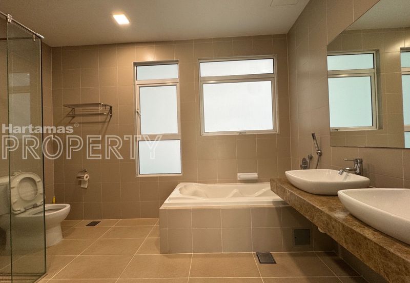 Amaya Saujana, Saujana Subang