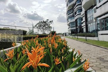 AraGreens Residences