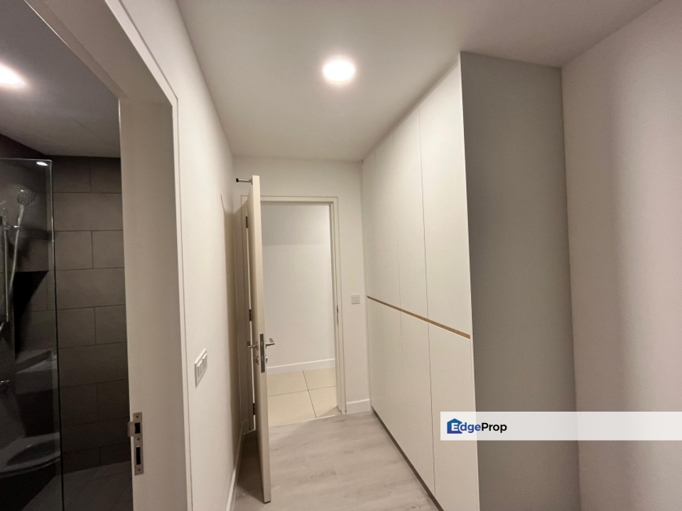 Maya Ara, Ara Damansara - 1,055 sqft - Fully Furnished - 2 Car Parks, Selangor, Ara Damansara