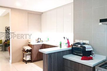 Ara Hill Condominium