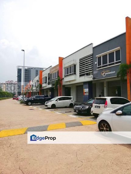 Pusat Perdagangan Dana 1 2 Story Shoplot for Sale, near LRT station, Selangor, Petaling Jaya