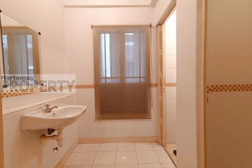 Seri Maya Condominium