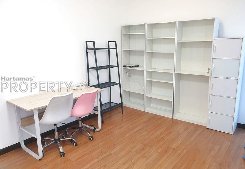 Clarita Tower @ Eco Sky