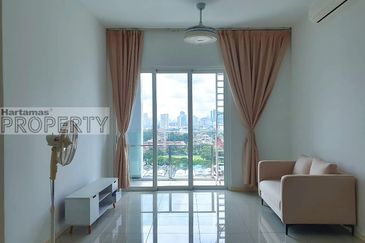 Clarita Tower @ Eco Sky