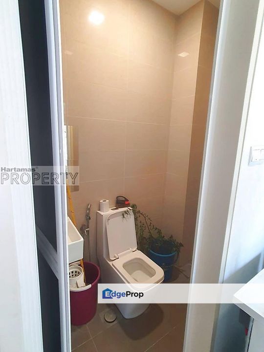 Lakefront Villa @ Cyberjaya, Spacious Zero Lot Bungalow, Face Lake, Selangor, Cyberjaya